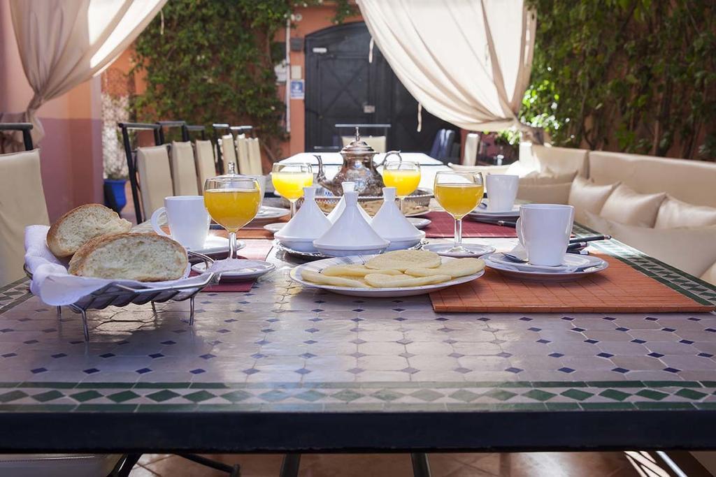 Dar Mezouar Aparthotel Marrakesh Exterior photo