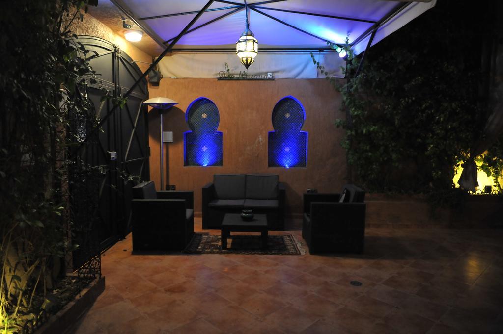 Dar Mezouar Aparthotel Marrakesh Exterior photo
