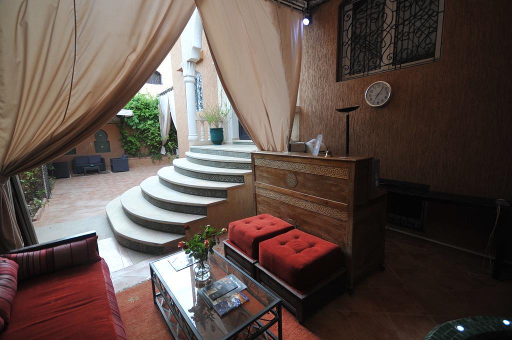 Dar Mezouar Aparthotel Marrakesh Exterior photo